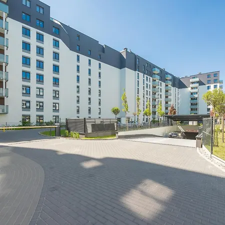 Апартаменты Ursus With Parking In By Rent Like *